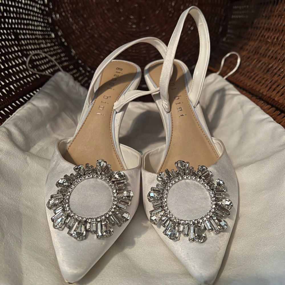 Gianni Bini Wedding Heels - Picture 1 of 3